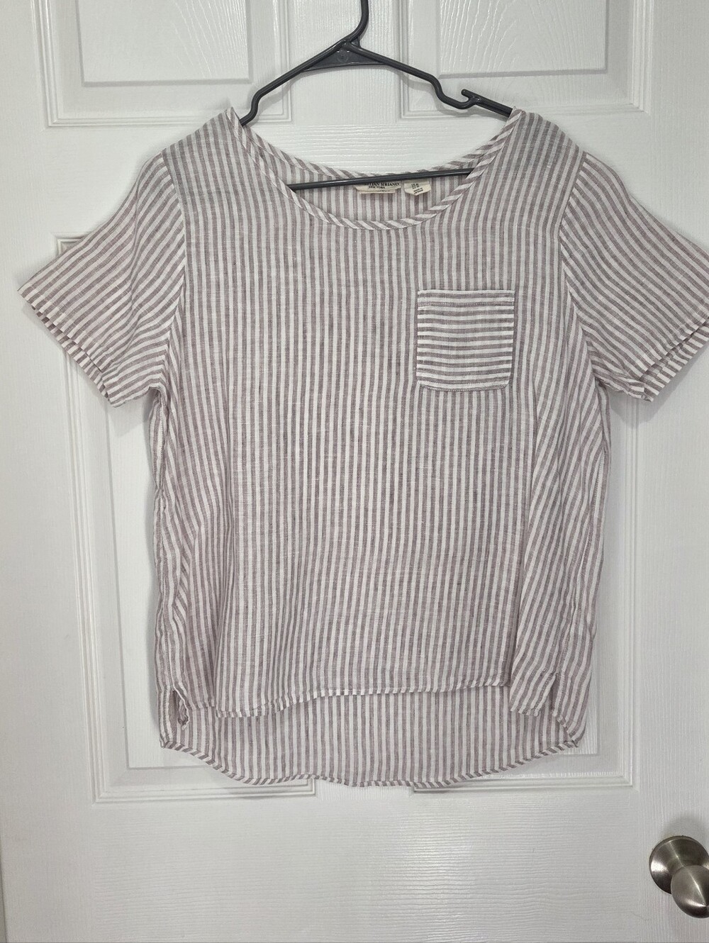 Christian Siriano Taupe White Striped 100% Linen Pocket Top Size Medium - Picture 1 of 6
